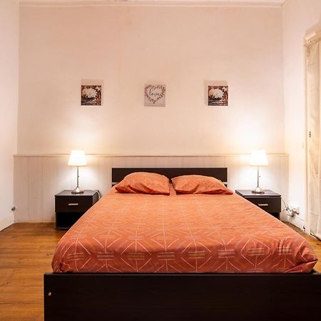 Joli T2 Bagneres De Bigorre Centre Apartman Kültér fotó